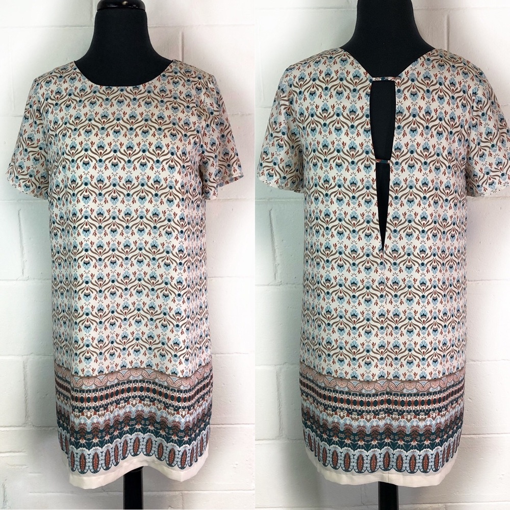 Lulu’s Short Sleeve Open Deep V Back Boho Pattern Dress